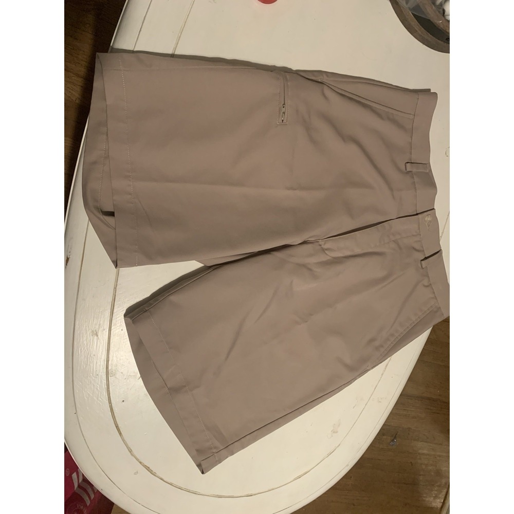 Grand Slam Golf Men's Beige Khaki Tan Size 32 Golf Shorts Performance Active EUC